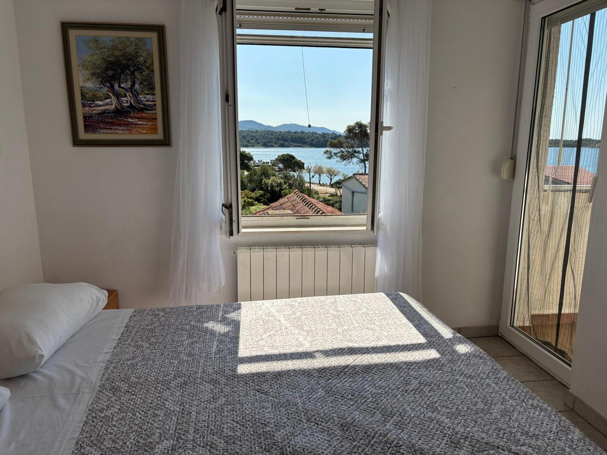 Gorgonia Apartments & Suites Verunić Rum bild
